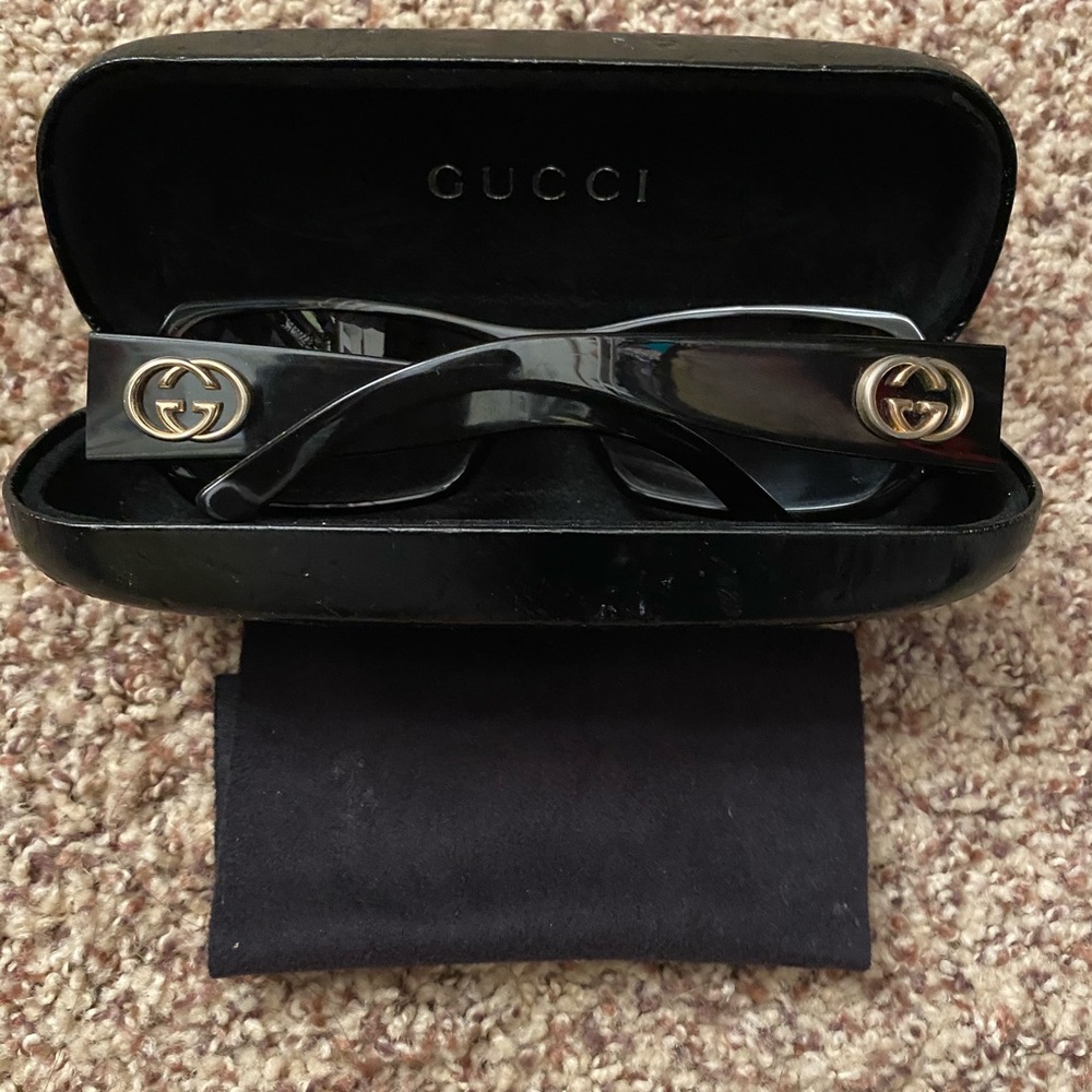 Gucci sunglasses vintage black